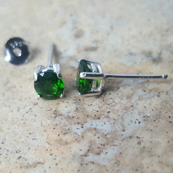 5mm Chrome Diopside stud earrings in Sterling Silver or Gold - Image 2