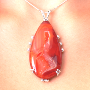 <b><font color="navy">Desert Flame</font></B><br>Druzy Carnelian artisan necklace